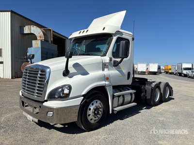2020 Freightliner Cascadia 125 6x4 T/A Day Cab Truck Tractor