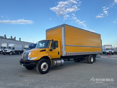 2020 International MV607 4x2 Furgoneta caja cerrada