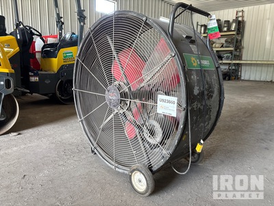 2015 Triangle 42 in Electric Fan