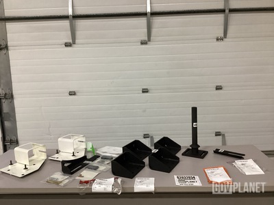 (9) Assorted Brackets
