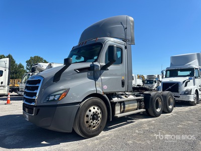 2019 Freightliner Cascadia 116 T/A Day Cab Truck Tractor