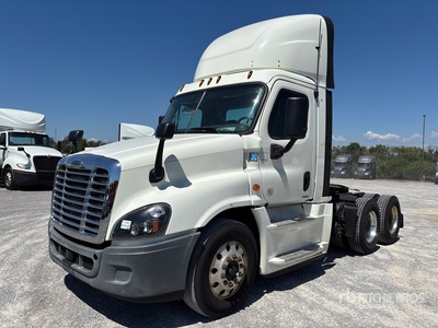 2018 Freightliner Cascadia 125 Ciągnik siodłowy T/A z kabiną dzienną