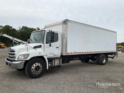 2017 Hino 268 4x2 Furgonetka
