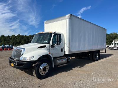 2020 International MV607 4x2 Van Truck
