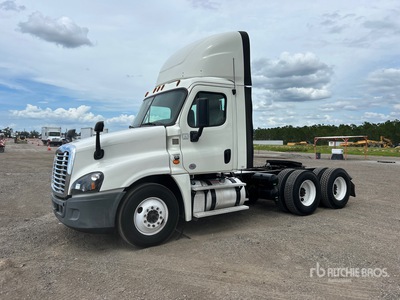 2016 Freightliner Cascadia 125 6x4 Cabeza Tractora Cabina Corta