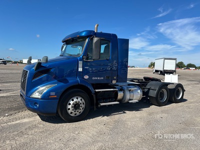 2019 Volvo VNR300 6x4 トラックトラクター（T/A）