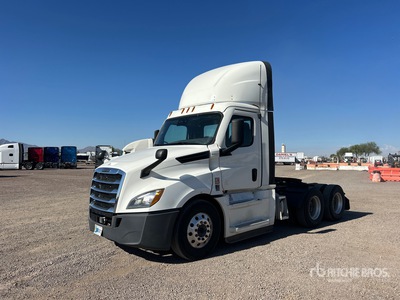 2021 Freightliner Cascadia 126 6x4 Cabeza Tractora Cabina Corta