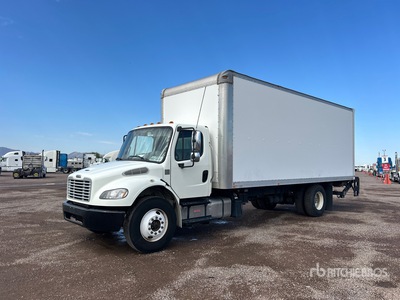 2015 Freightliner M2 106 4x2 バントラック