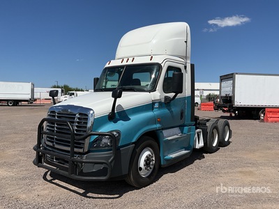 2019 Freightliner Cascadia 125 6x4 تراكتور شاحنة نهارية (ثنائية المحور)
