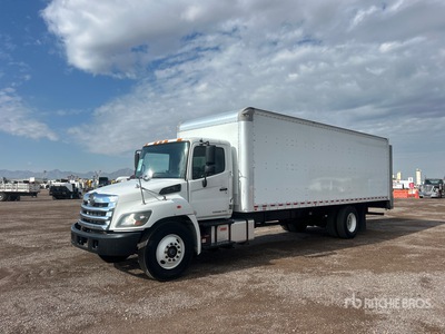 2019 Hino 268 4x2 Van Truck