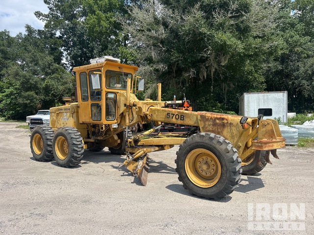 MOTOCONFORMADORA JOHN DEERE 570B 1988