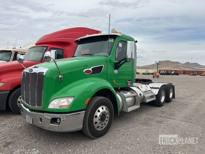2017 Peterbilt 579 6x4 T/A Day Cab Truck Tractor (Inoperable)
