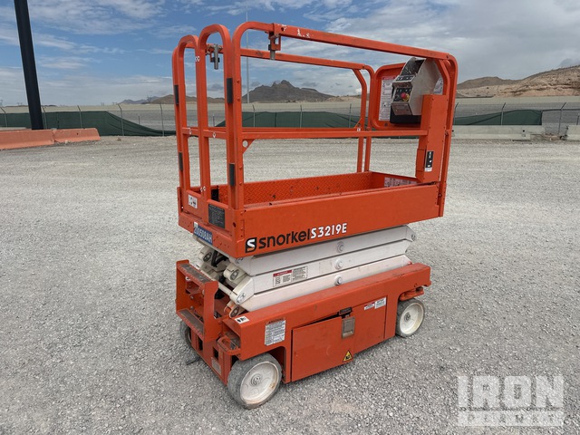 ELEVADOR TIJERA 2017 SNORKEL S3219E