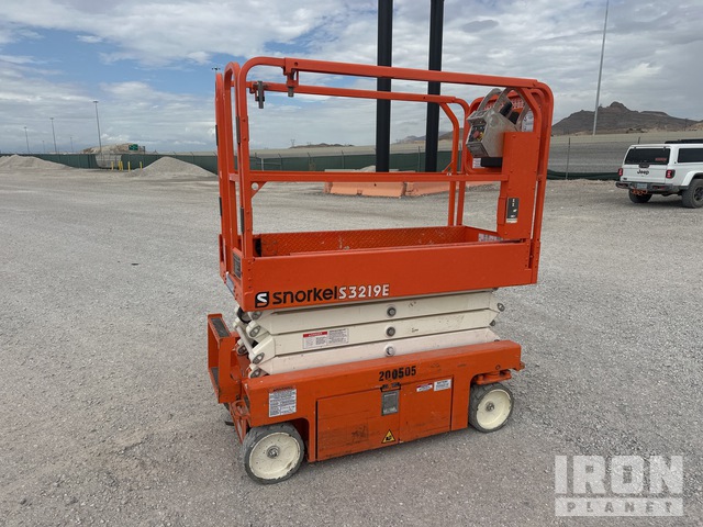 ELEVADOR TIJERA 2017 SNORKEL S3219E