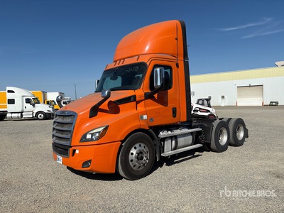 2019 Freightliner Cascadia 116 6x4 Day Cab Truck Tractor
