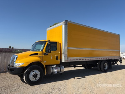 2020 International MV607 4x2 Furgonetka