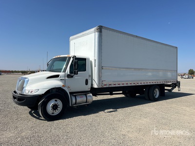 2019 International MV607 4x2 Camion fourgon