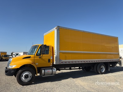 2019 International 4300 4x2 Camion fourgon