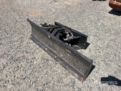 2014 Bradco 46 in Angle Mini Skid Steer Dozer