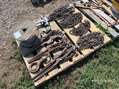 Quantity of (4) Chains Varios, tienda, almacen, consumidor