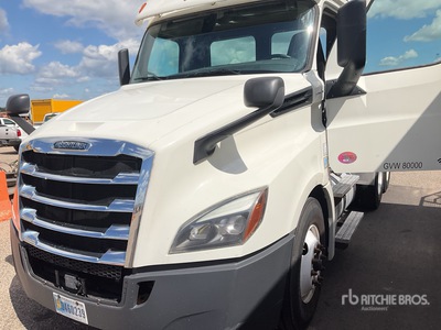 2019 Freightliner Cascadia 126 6x4 T/A Day Cab Truck Tractor