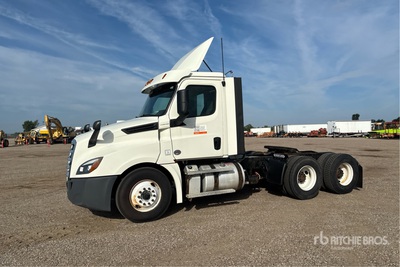 2018 Freightliner Cascadia 126 6x4 トラックトラクター（T/A）