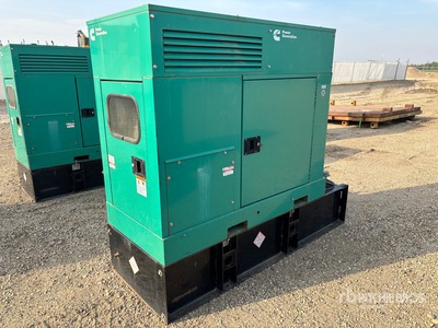 2012 Cummins DSKBA-1205511 25 kW Skid-Mounted 発電機セット (250-749 kw/310-950 kva)