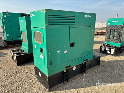 2012 Cummins DSKBA-1205502 25 kW Skid-Mounted 発電機セット (250-749 kw/310-950 kva)