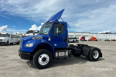 2019 Freightliner M2 106 4x2 Cabeza Tractora Cabina Corta