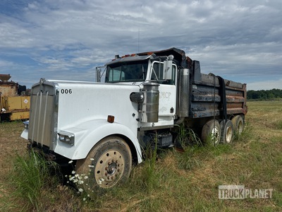 1994 Kenworth W900 8x4 Tri/A Dump Truck
