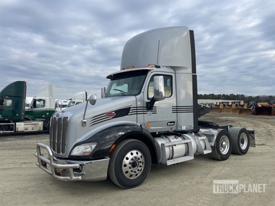 2018 Peterbilt 579 6x4 T/A Day Cab Truck Tractor
