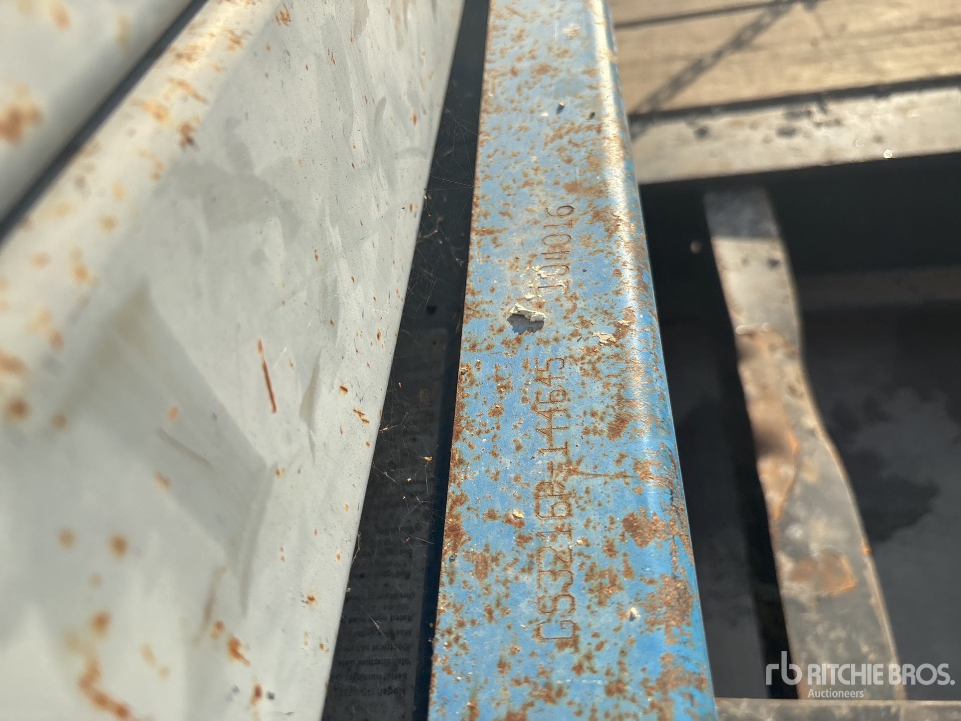 2016 Genie GS3232 Scissor Lift