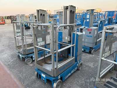 2016 Genie GR20 Vertical Mast Lift