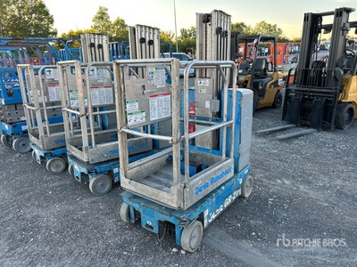2015 Genie GR-20 Vertical Mast Lift