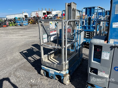 2016 Genie GR-20 Vertical Mast Lift