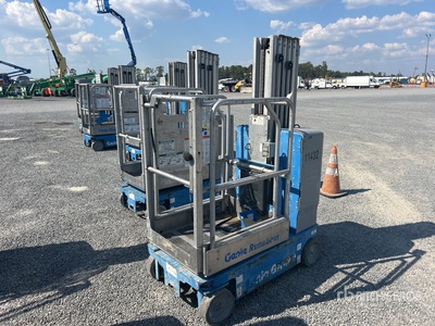 2014 Genie GR20 Vertical Mast Lift