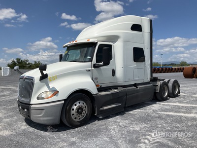 2020 International LT625 6x4 Tractocamion con Dormitorio / T/A Sleeper Truck Tractor