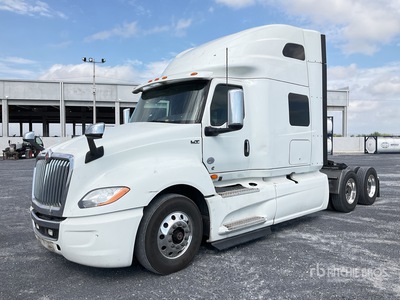 2020 International LT625 6x4 Tractocamion con Dormitorio / T/A Sleeper Truck Tractor