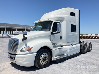 2020 International LT625 6x4 Tractocamion con Dormitorio / T/A Sleeper Truck Tractor