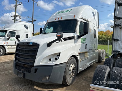 2019 Freightliner Cascadia 6x4 T/A Sleeper Truck Tractor