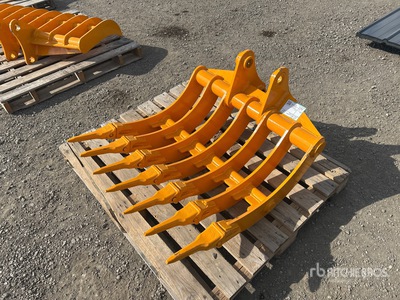 2025 GIYI 32 in Excavator Rake - Fits Cat 305 (Unused)