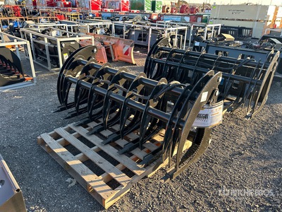 2025 GIYI GYCLG72C 72 in Skid Steer Grapple - Fits GIYI CLG72 (Unused)
