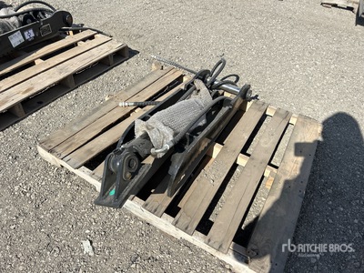 2025 GIYI GY-XJ5T Hydraulic Excavator Thumb - Fits Cat (Unused)