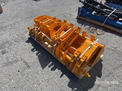 Quantity of (8) 2025 GIYI Cat 301 VCA-8 Mini Excavator Attachments - Fits Cat 301 (Unused)