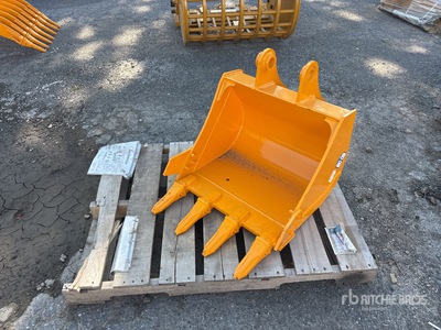 2025 GIYI GY-BK 24 in Excavator Bucket - Fits Cat 305 (Unused)