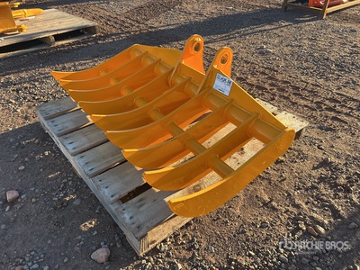 2025 GIYI Excavator Rake - Fits Cat 305 (Unused)
