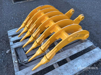 2025 GIYI Excavator Rake - Fits Cat 305 (Unused)