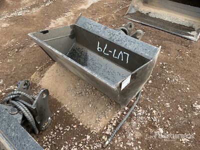 2025 GIYI D5T 36 in Tilting Godet de pelleteuse - Fits Cat (Unused)