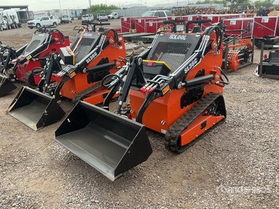 2025 SDLOOL SL36C を見 Compact Track Loader (Unused)