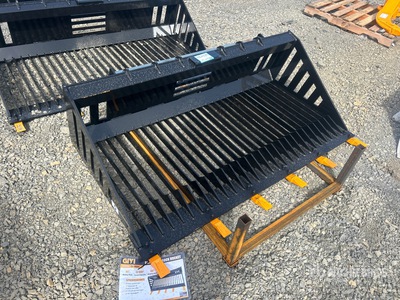 2025 GIYI GY-RB66 66 in Skeleton Skid Steer Bucket (Unused)